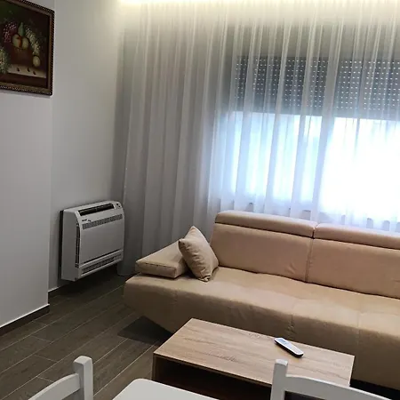 22 Apartment